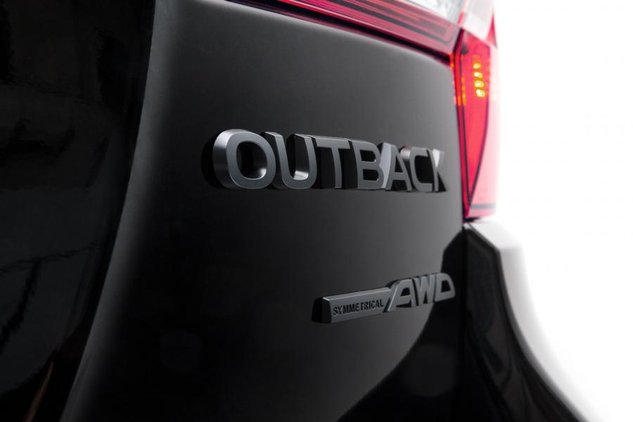 Логотип Subaru Outback Black Line 2019 года  (CIS) (фото 16 из 21)